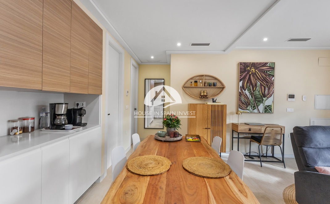 Resale - Apartment  - Torrevieja - La Mata