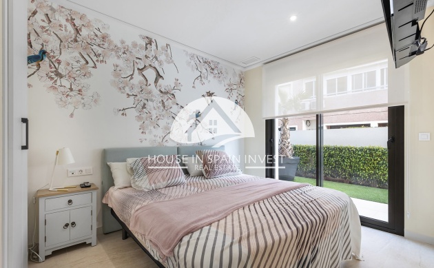 Resale - Apartment  - Torrevieja - La Mata