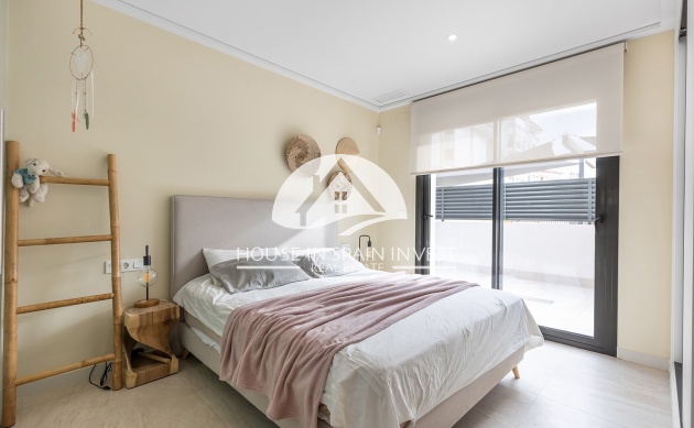 Resale - Apartment  - Torrevieja - La Mata