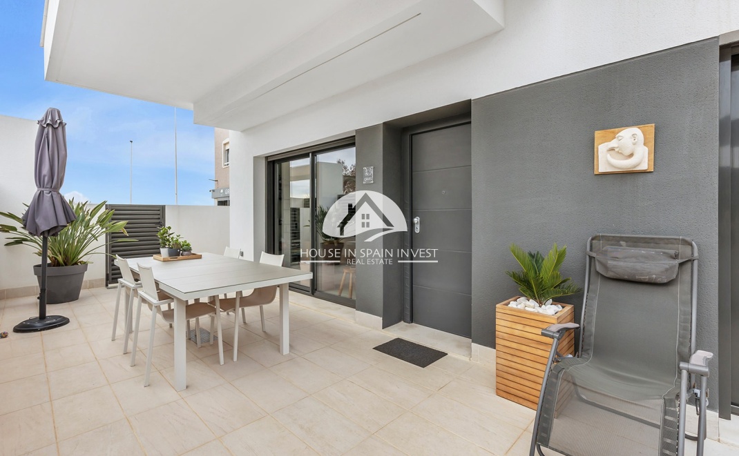 Resale - Apartment  - Torrevieja - La Mata