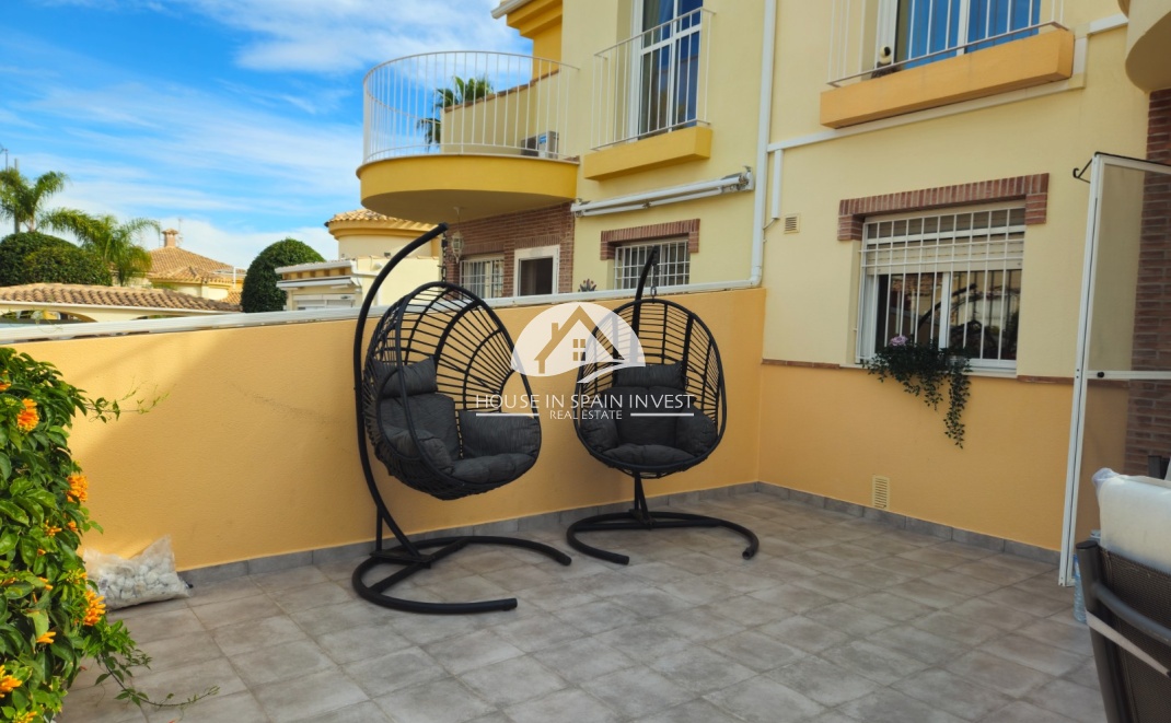 Resale - Villa - Orihuela Costa - Villamartín