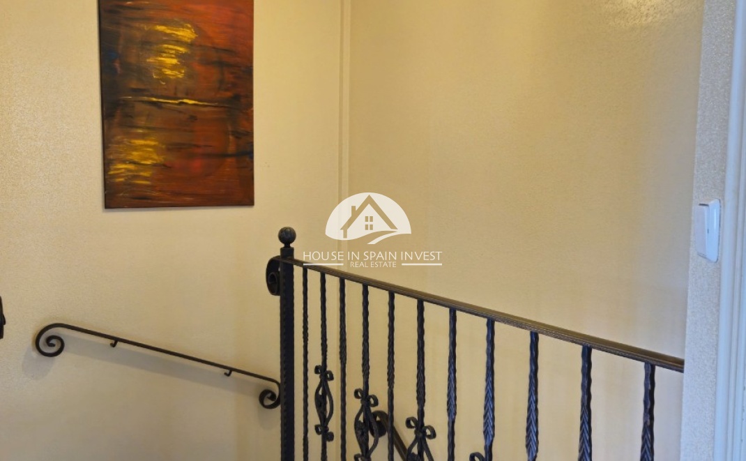 Resale - Villa - Orihuela Costa - Villamartín