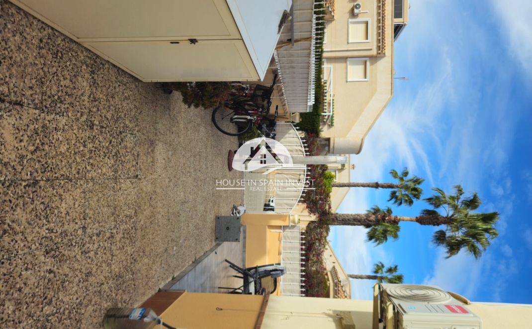 Resale - Villa - Orihuela Costa - Villamartín