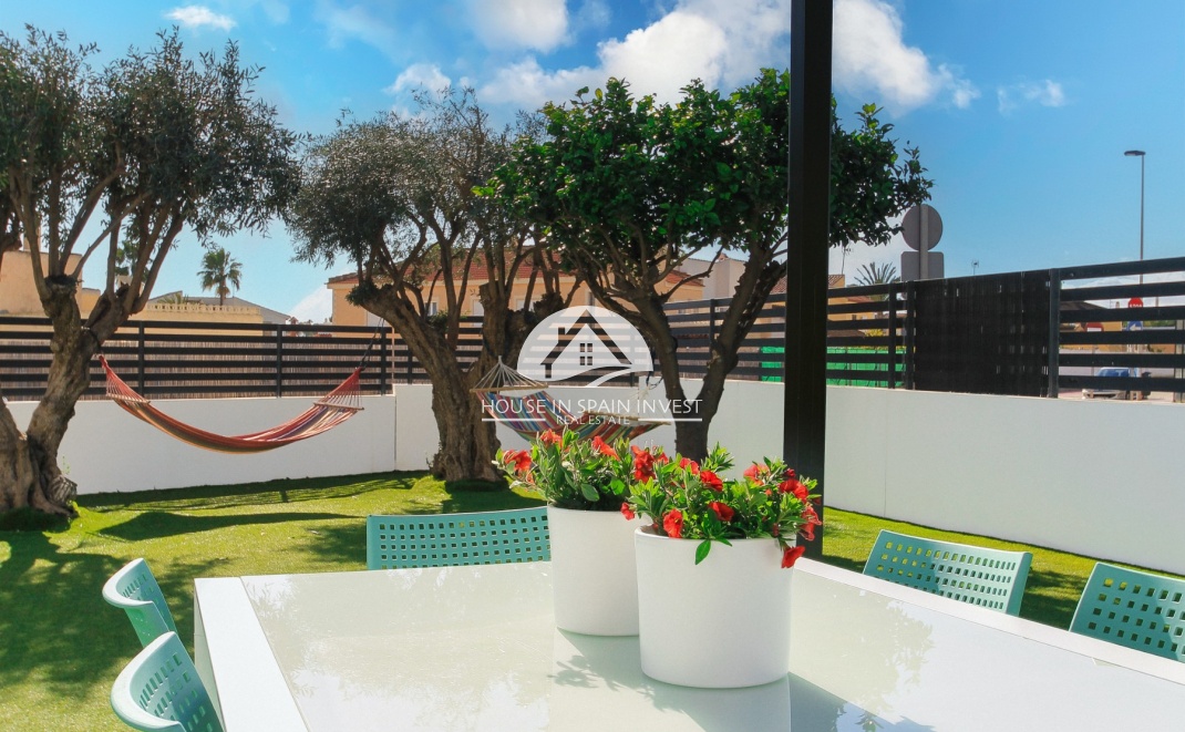 Resale - Townhouse - Torrevieja - Aguas Nuevas - Sector 25