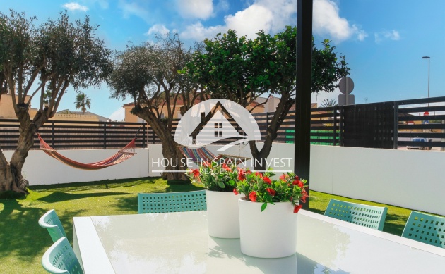 Resale - Townhouse - Torrevieja - Aguas Nuevas - Sector 25