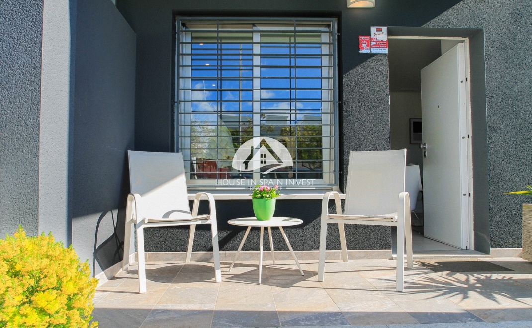 Resale - Townhouse - Torrevieja - Aguas Nuevas - Sector 25