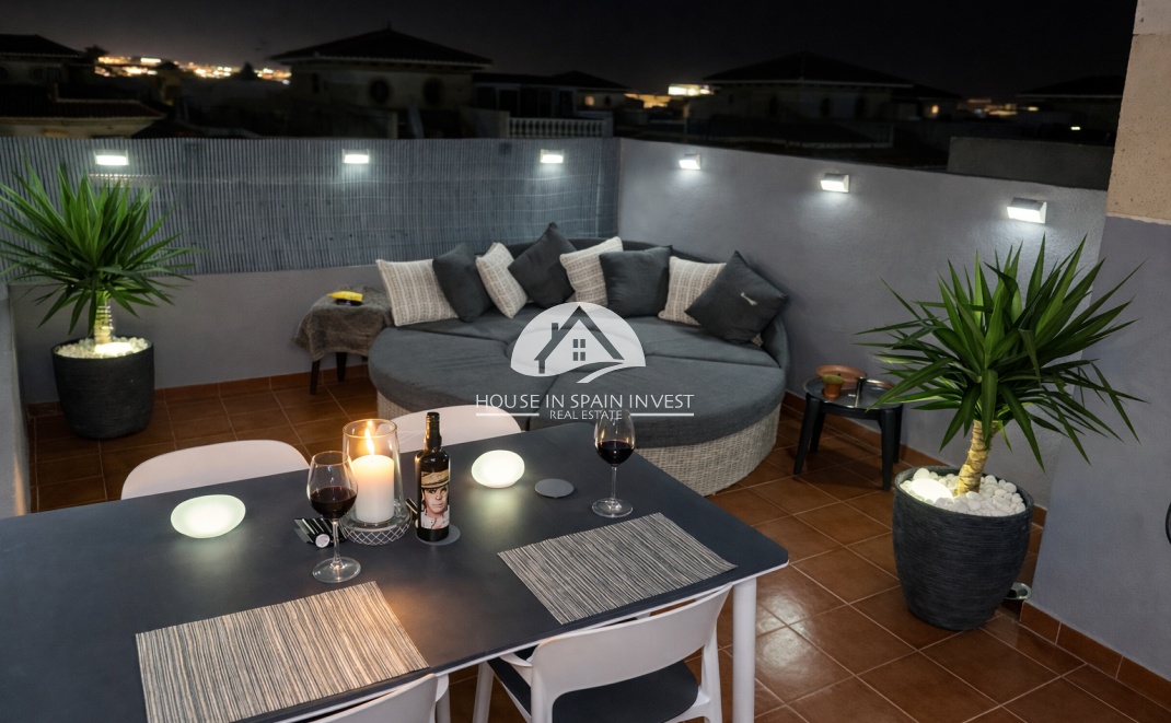 Resale - Townhouse - Orihuela Costa - La Zenia