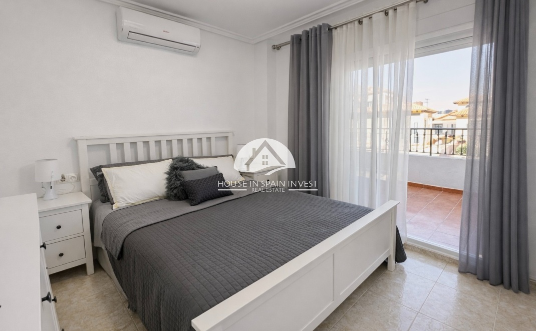 Resale - Townhouse - Orihuela Costa - La Zenia