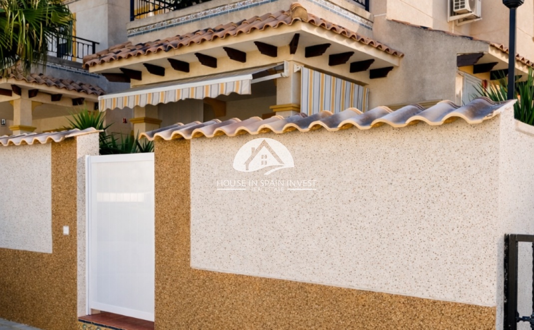 Resale - Townhouse - Orihuela Costa - La Zenia