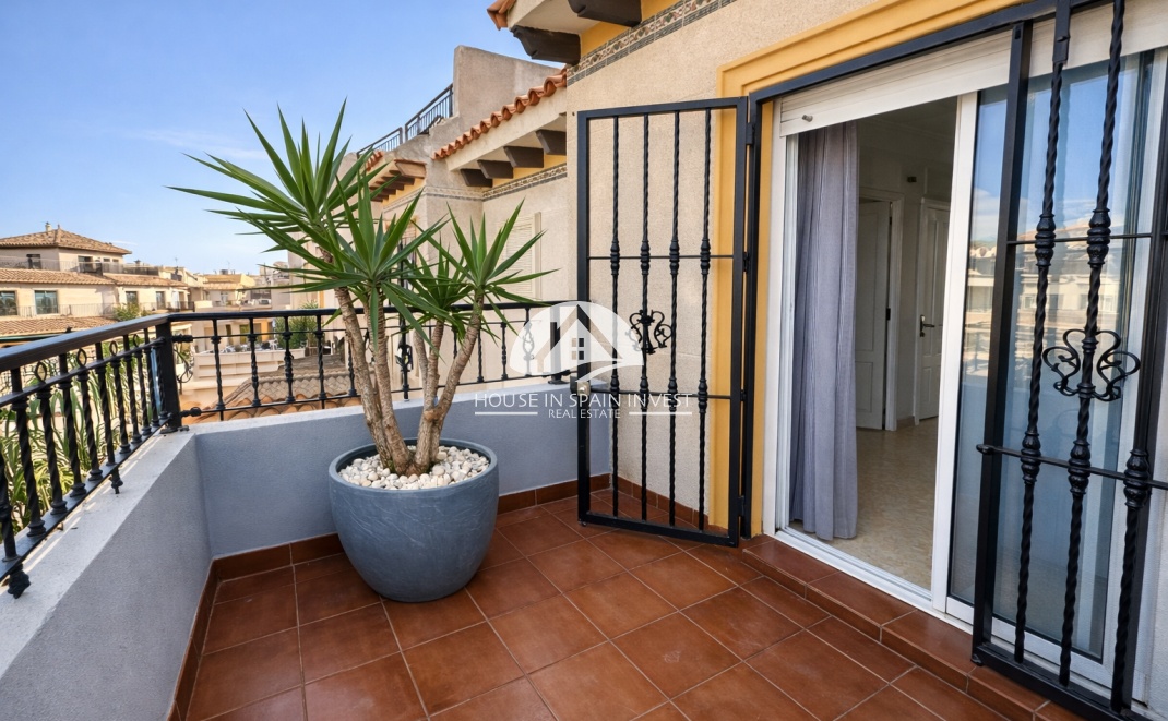Resale - Townhouse - Orihuela Costa - La Zenia