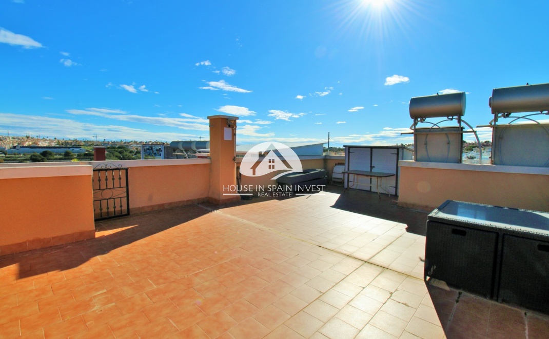 Resale - Apartment  - Orihuela Costa - Villamartín
