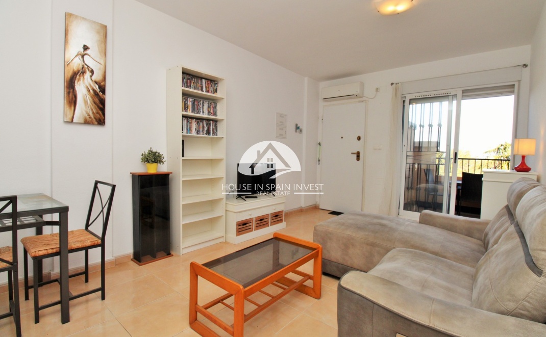 Resale - Apartment  - Orihuela Costa - Villamartín