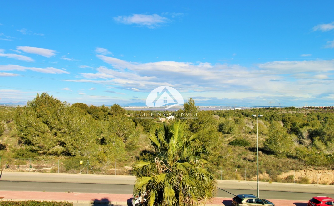 Resale - Apartment  - Orihuela Costa - Villamartín