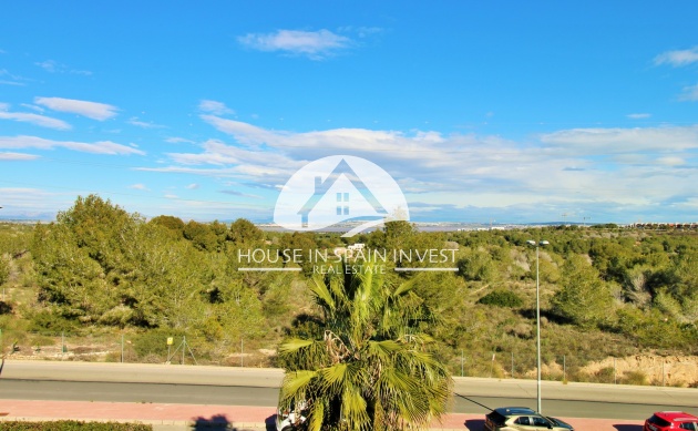 Resale - Apartment  - Orihuela Costa - Villamartín