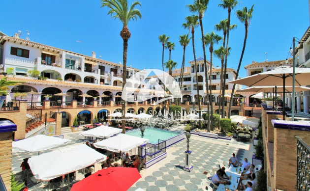 Resale - Apartment  - Orihuela Costa - Villamartín