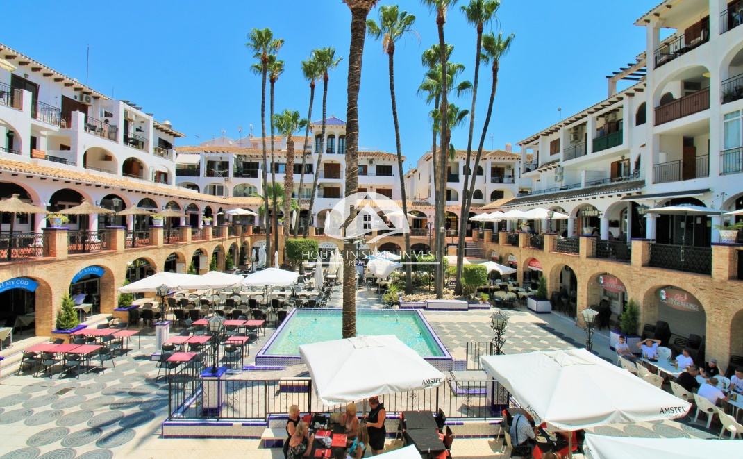 Resale - Apartment  - Orihuela Costa - Villamartín