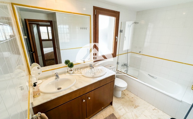 Resale - Apartment  - Orihuela Costa - Punta Prima  