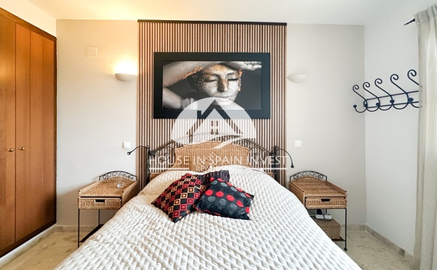 Resale - Apartment  - Orihuela Costa - Punta Prima  