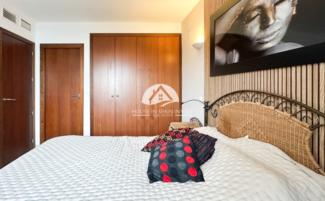 Resale - Apartment  - Orihuela Costa - Punta Prima  