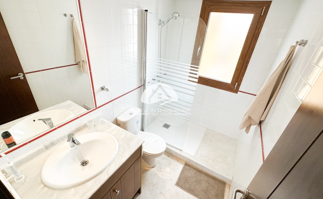 Resale - Apartment  - Orihuela Costa - Punta Prima  