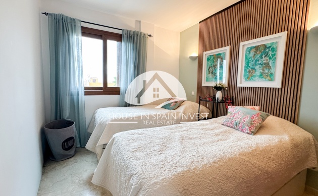 Resale - Apartment  - Orihuela Costa - Punta Prima  