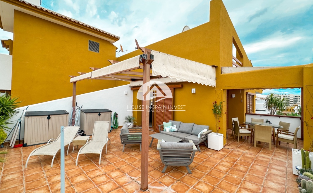 Resale - Apartment  - Orihuela Costa - Punta Prima  