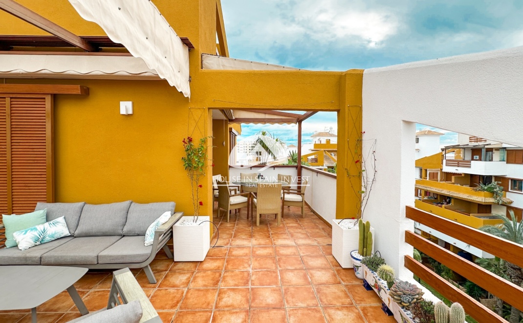 Resale - Apartment  - Orihuela Costa - Punta Prima  