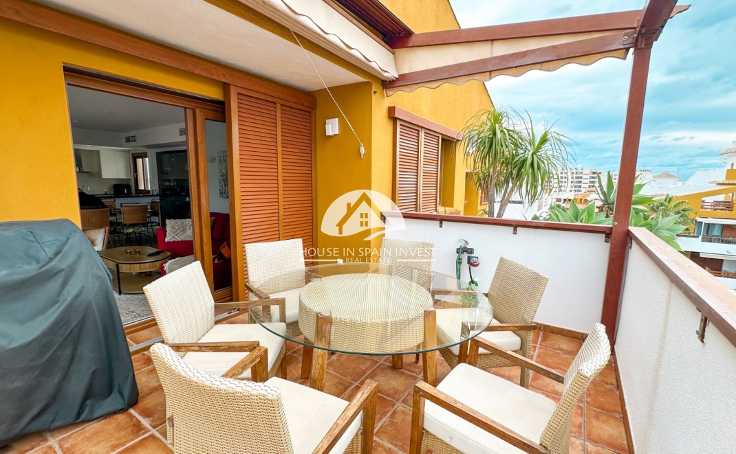 Resale - Apartment  - Orihuela Costa - Punta Prima  