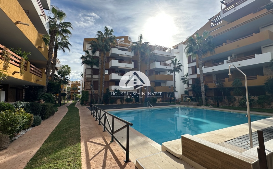 Resale - Apartment  - Orihuela Costa - Punta Prima  