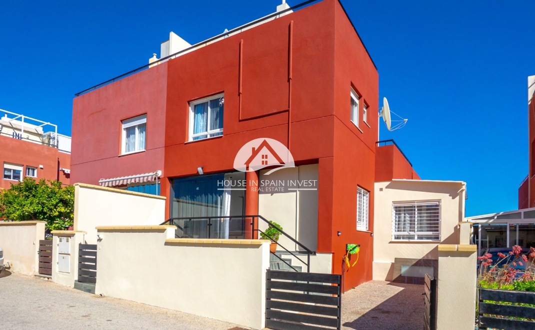 Resale - Townhouse - Orihuela Costa - Villamartín
