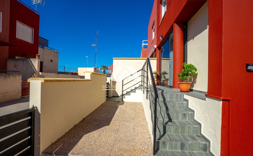 Resale - Townhouse - Orihuela Costa - Villamartín