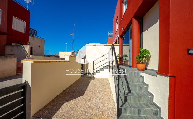 Resale - Townhouse - Orihuela Costa - Villamartín