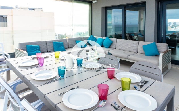 Resale - Apartment  - Orihuela Costa - Punta Prima  