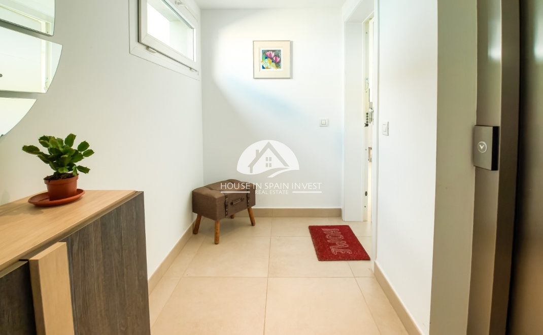 Resale - Apartment  - Orihuela Costa - Punta Prima  