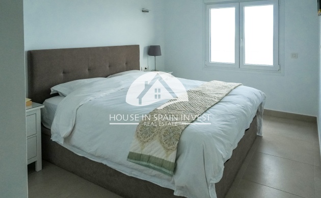 Resale - Apartment  - Orihuela Costa - Punta Prima  