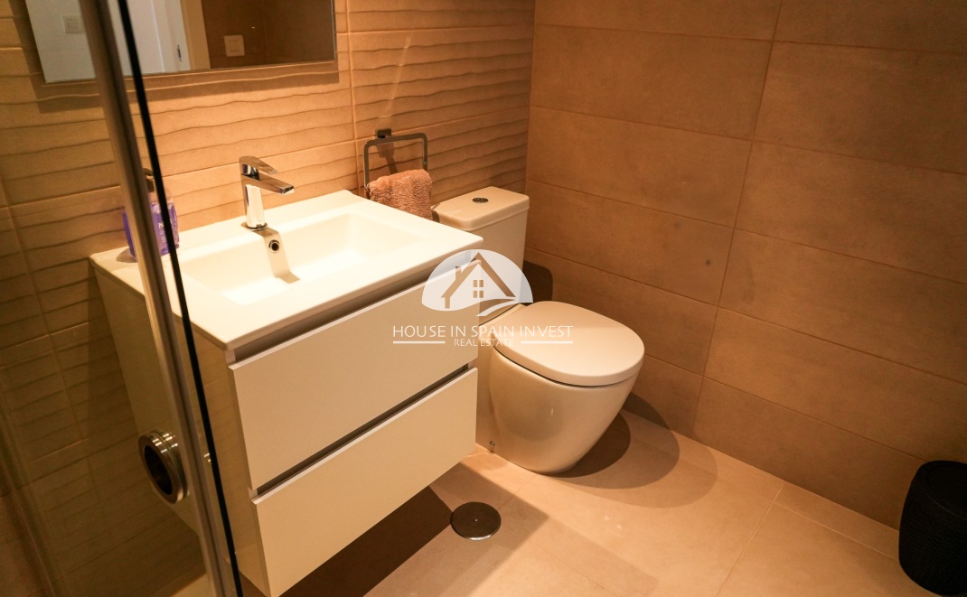 Resale - Apartment  - Orihuela Costa - Punta Prima  