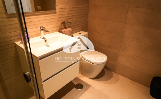 Resale - Apartment  - Orihuela Costa - Punta Prima  