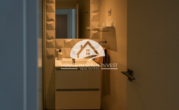 Resale - Apartment  - Orihuela Costa - Punta Prima  