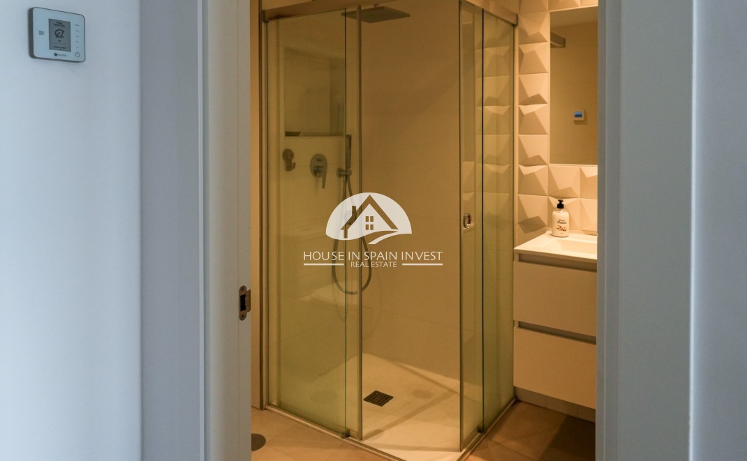 Resale - Apartment  - Orihuela Costa - Punta Prima  