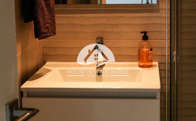 Resale - Apartment  - Orihuela Costa - Punta Prima  