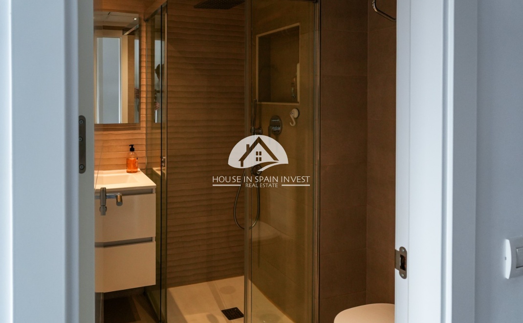 Resale - Apartment  - Orihuela Costa - Punta Prima  