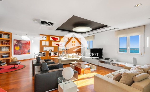 Resale - Apartment  - Torrevieja - Centro