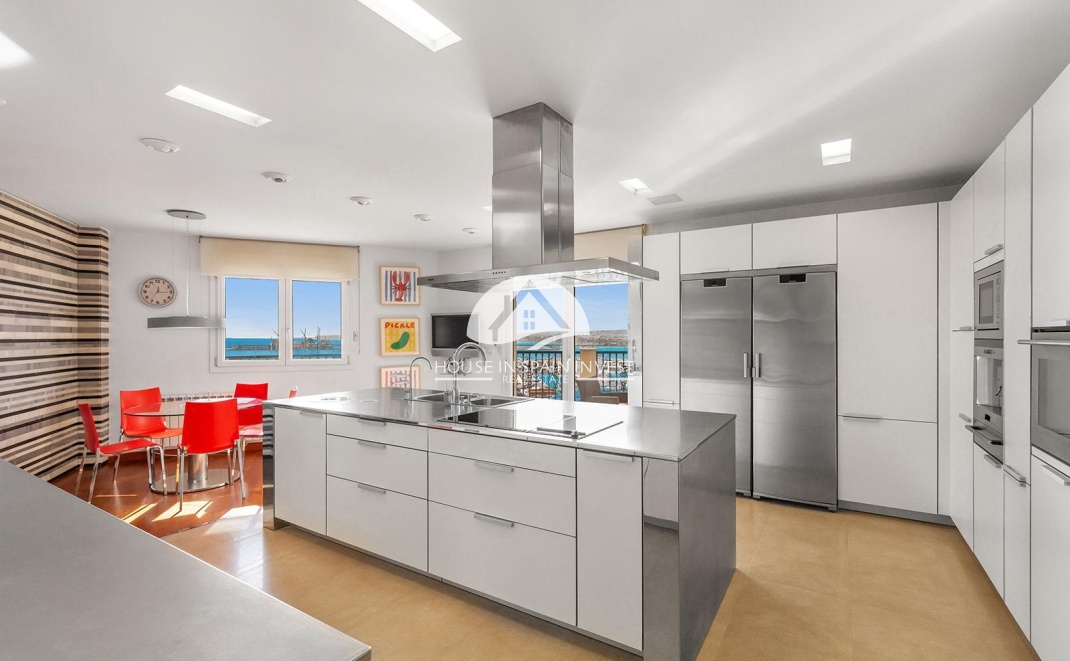 Resale - Apartment  - Torrevieja - Centro