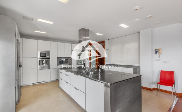 Resale - Apartment  - Torrevieja - Centro