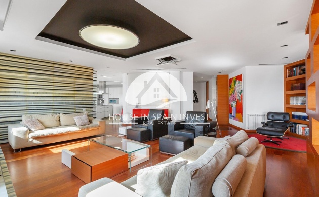 Resale - Apartment  - Torrevieja - Centro