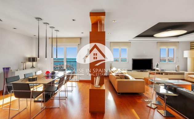 Resale - Apartment  - Torrevieja - Centro