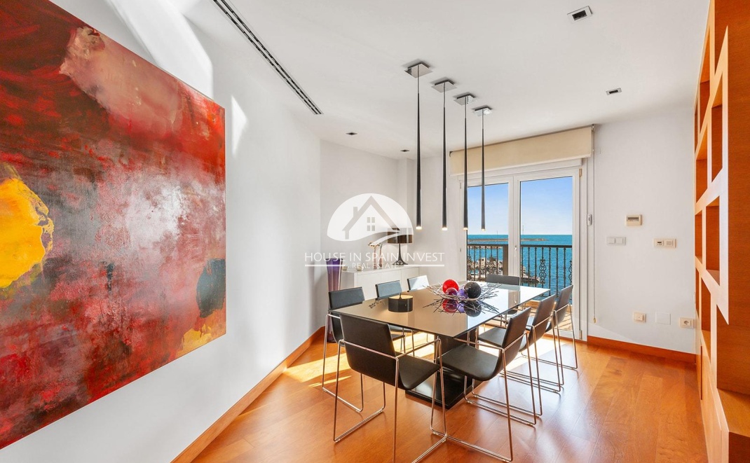 Resale - Apartment  - Torrevieja - Centro