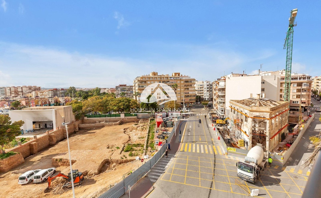 Resale - Apartment  - Torrevieja - Centro