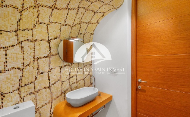 Resale - Apartment  - Torrevieja - Centro