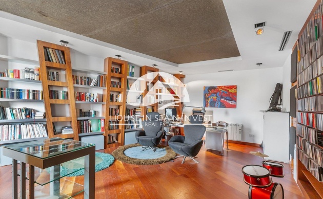 Resale - Apartment  - Torrevieja - Centro